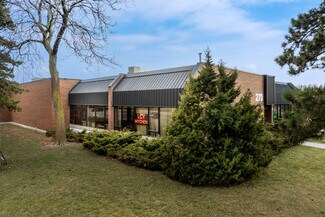 Más detalles de 270, 300, 330 Esna Park Dr, Markham, ON - Nave en venta