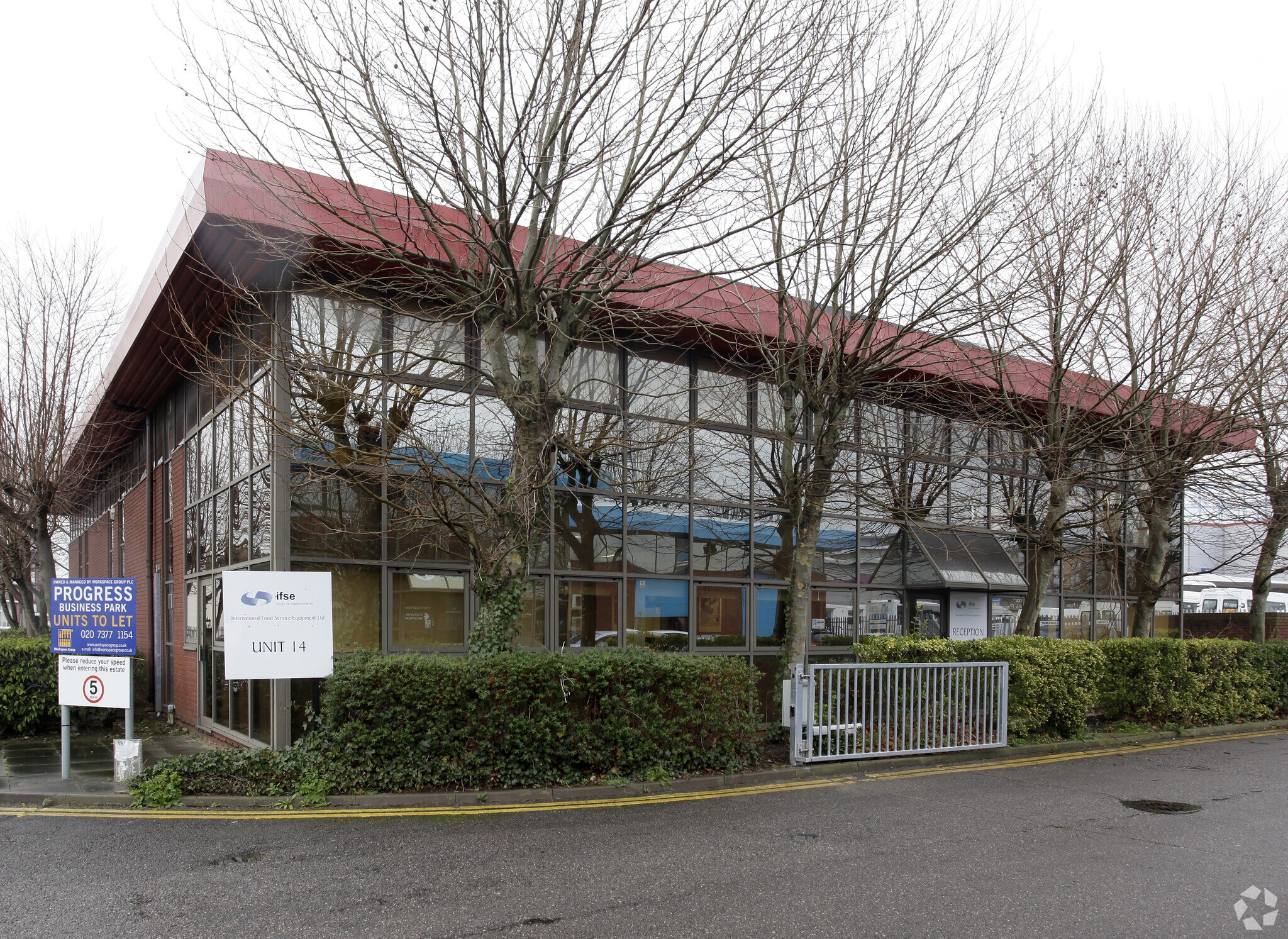 Progress Way, Croydon en alquiler Foto principal- Imagen 1 de 4