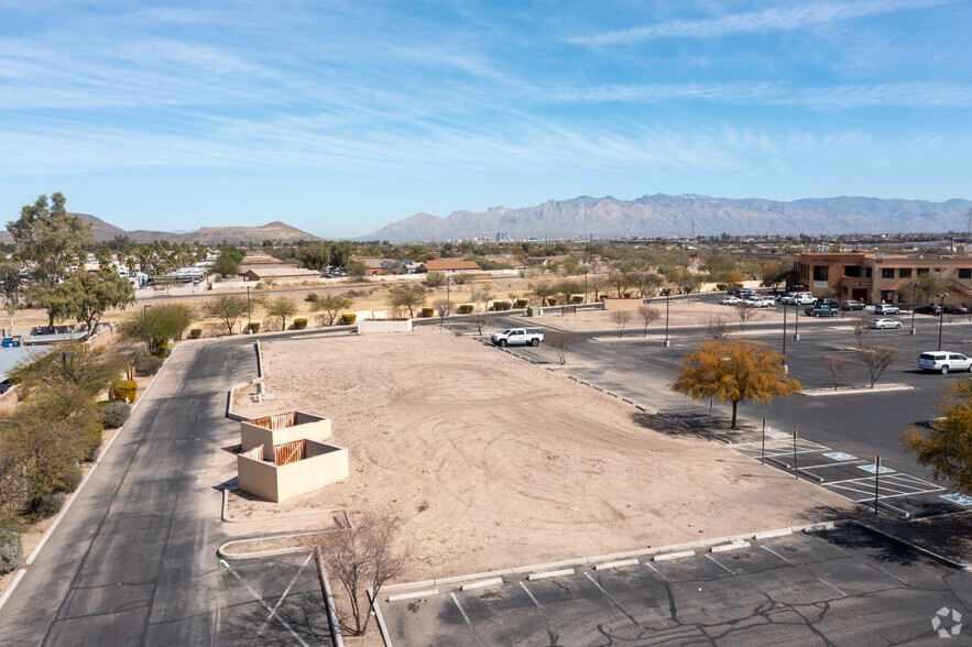 1370 W Irvington Rd, Tucson, AZ en alquiler - Foto del edificio - Imagen 2 de 6