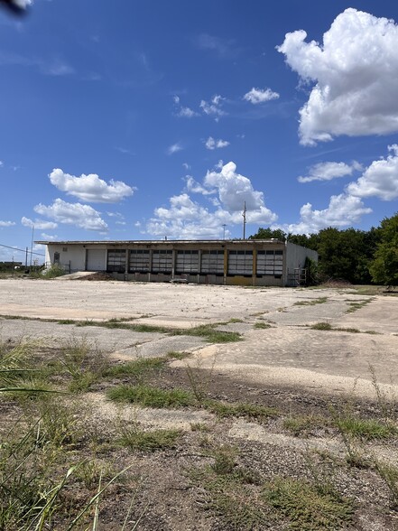 1306 I-35 Interstate Frontage 76240, Gainesville, TX en venta - Foto del edificio - Imagen 1 de 14