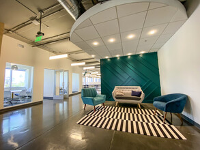 6725 W Sunset Blvd, Los Angeles, CA en alquiler Foto del interior- Imagen 2 de 6