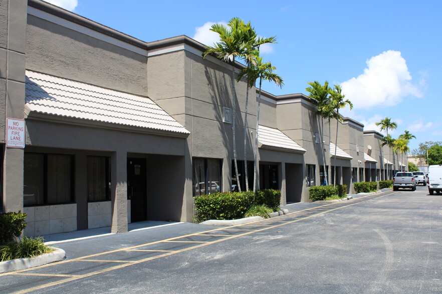 5401 NW 102nd Ave, Sunrise, FL en alquiler - Foto del edificio - Imagen 3 de 14