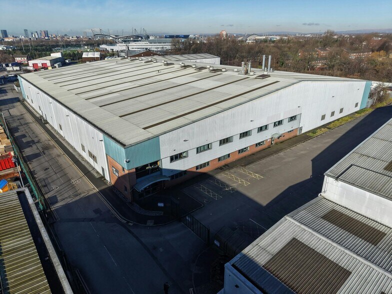 Stainburn Rd, Manchester en alquiler - Foto del edificio - Imagen 3 de 3