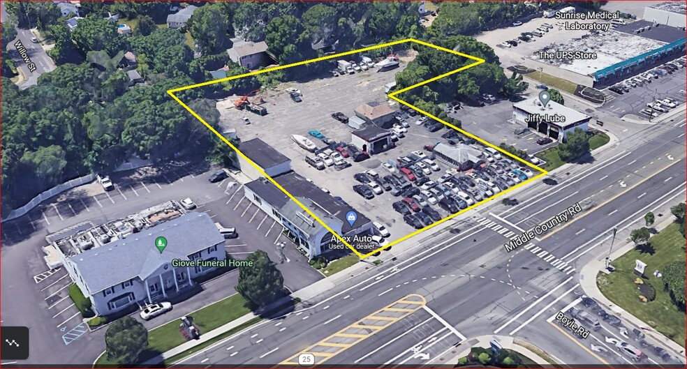 1036 Middle Country Rd, Selden, NY en venta - Foto del edificio - Imagen 2 de 5