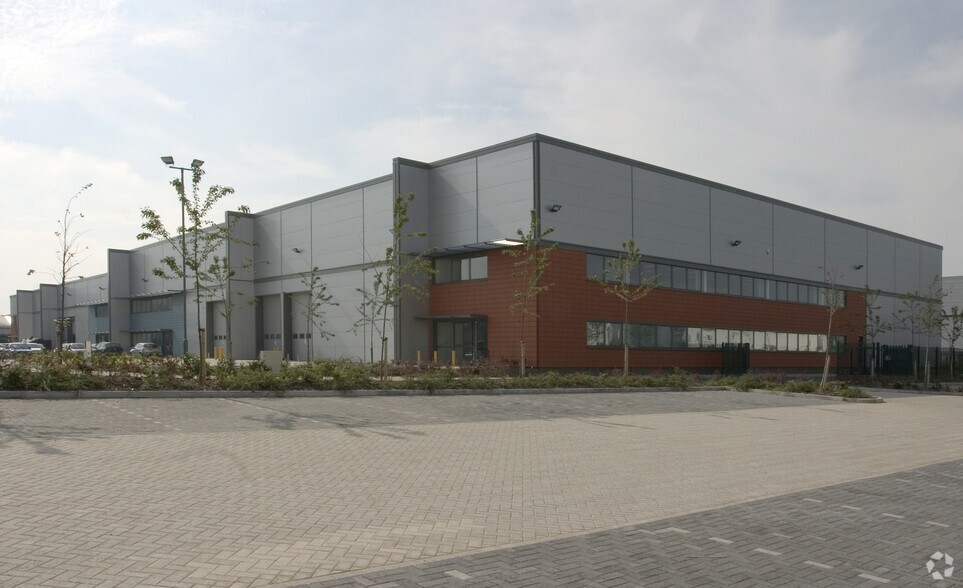 Dunfermline Ct, Milton Keynes en alquiler - Foto principal - Imagen 1 de 4