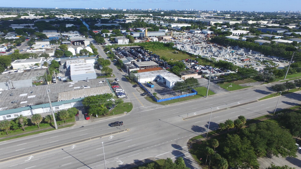 2090 Powerline Rd, Pompano Beach, FL en alquiler - Foto del edificio - Imagen 2 de 7