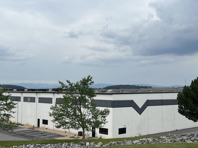 778 Interstate View Dr, Mount Crawford, VA en alquiler - Foto del edificio - Imagen 1 de 17