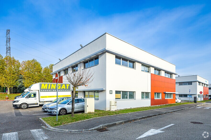 50 Rue Jean Zay, Saint-Priest en alquiler - Foto del edificio - Imagen 2 de 2