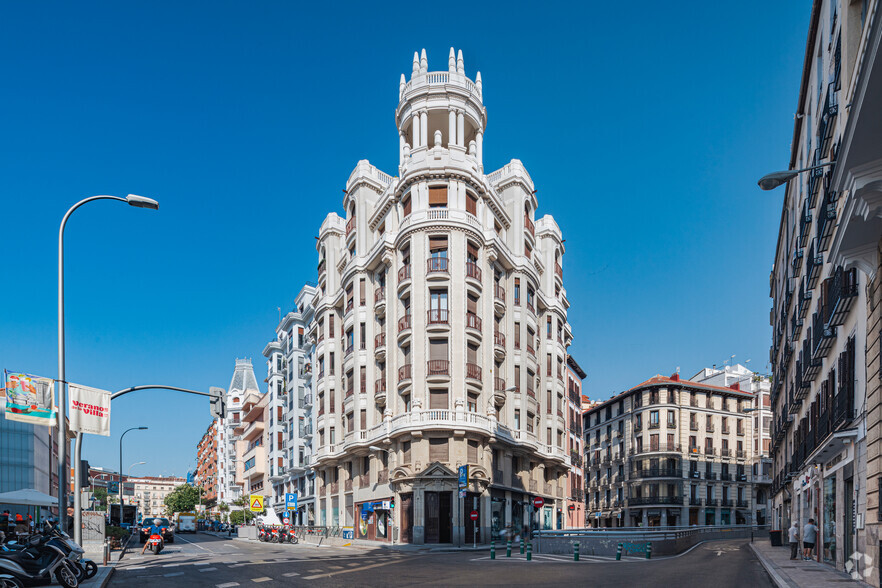 Calle de Mejía Lequerica, 13, Madrid, Madrid en alquiler - Foto del edificio - Imagen 1 de 3