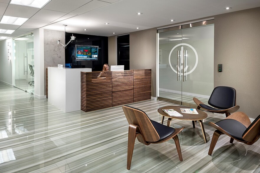 150 SE 2nd Ave, Miami, FL en alquiler - Foto del interior - Imagen 2 de 25