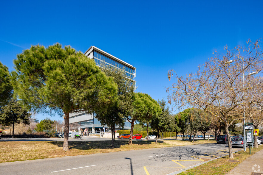 Avinguda Via Augusta, 71, Sant Cugat Del Vallès, Barcelona en alquiler - Foto del edificio - Imagen 3 de 5