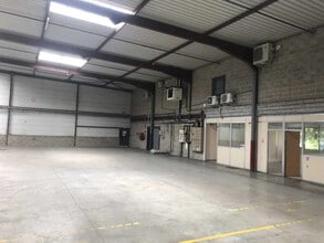 11 Rue De La Grande Borne, Le Mesnil-Amelot en alquiler Foto del edificio- Imagen 2 de 5