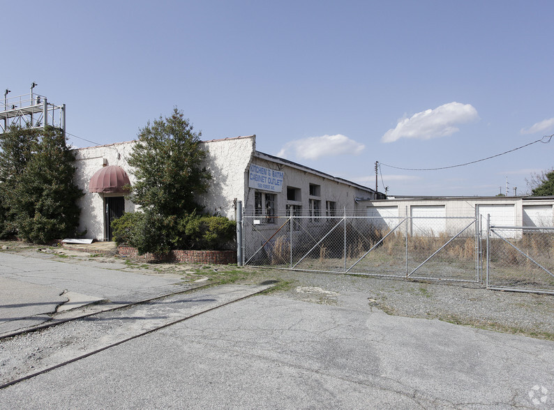 1562 E Forrest Ave, East Point, GA en alquiler - Foto del edificio - Imagen 1 de 11