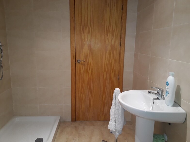 Local en Cox en venta - Foto del interior - Imagen 3 de 3