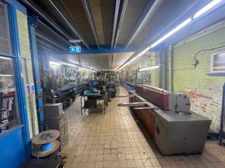 15-17 School Rd, Bulkington en venta - Foto del interior - Imagen 3 de 3