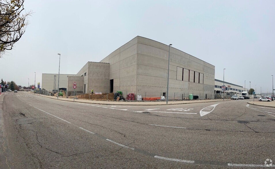 Naves en San Fernando De Henares, MAD en alquiler - Foto del edificio - Imagen 1 de 4