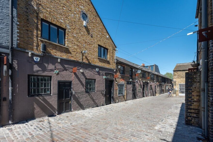 17-37 Hatherley Mews, London en alquiler - Foto del edificio - Imagen 2 de 2