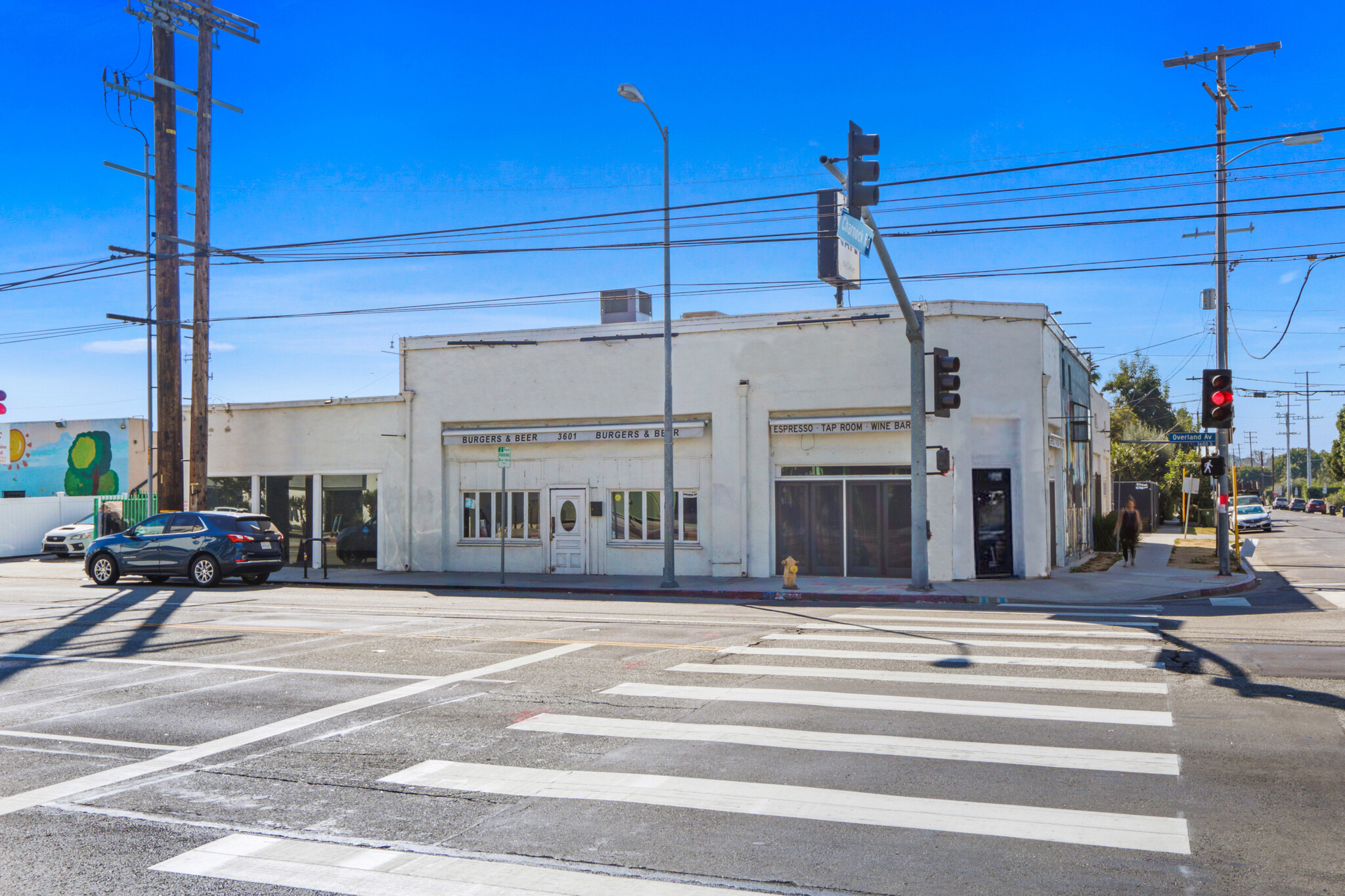 3601 Overland Ave, Los Angeles, CA en alquiler Foto del edificio- Imagen 1 de 18