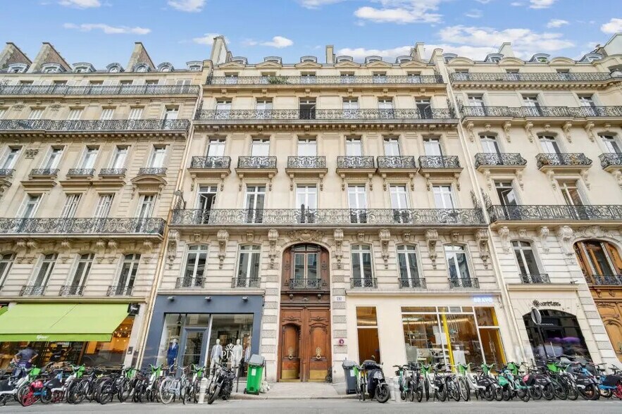 63 Rue La Boétie, Paris en alquiler - Foto del edificio - Imagen 2 de 11