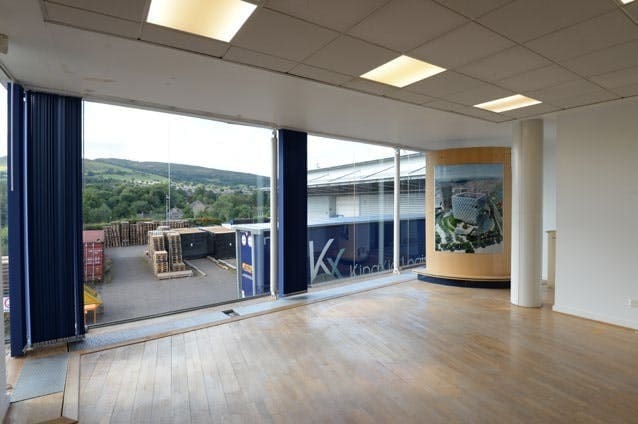 Glossop Brook Rd, Glossop en venta - Foto del edificio - Imagen 3 de 5