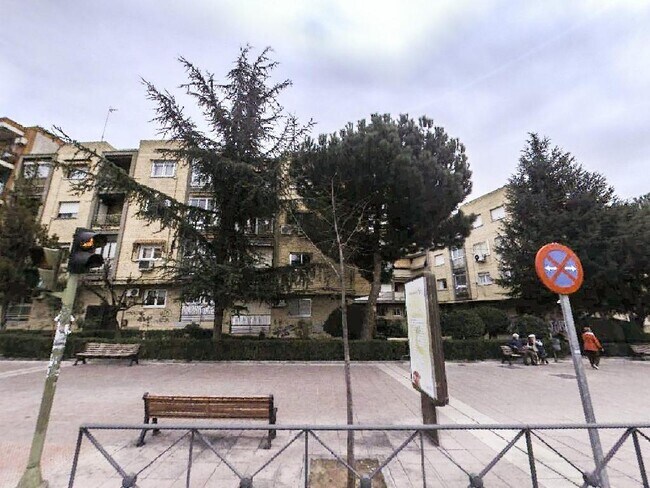 Más detalles de Avenida Sierra, 55, San Sebastián de los Reyes - Edificio residencial​ en venta