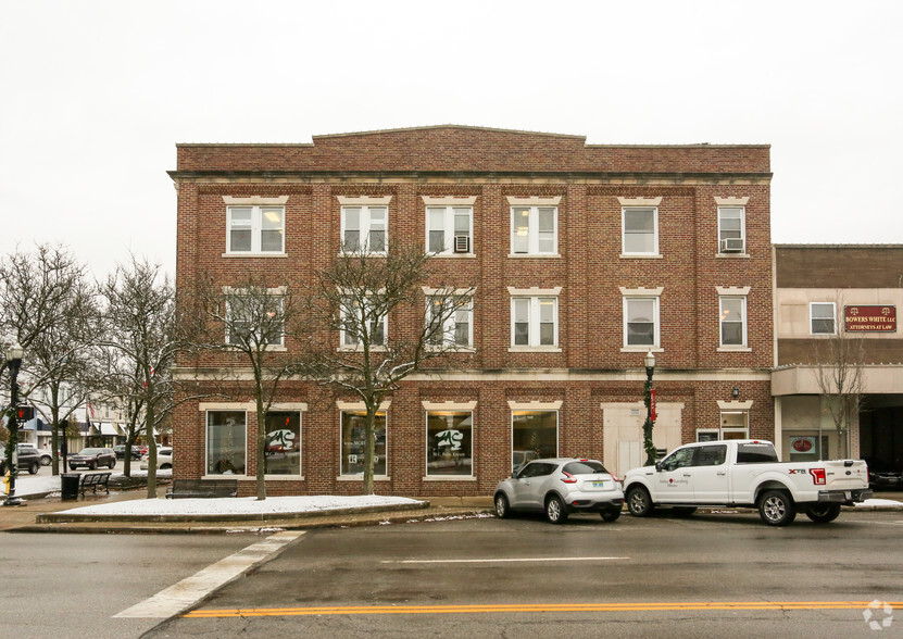 102 Main St, Wadsworth, OH en alquiler - Foto del edificio - Imagen 2 de 3