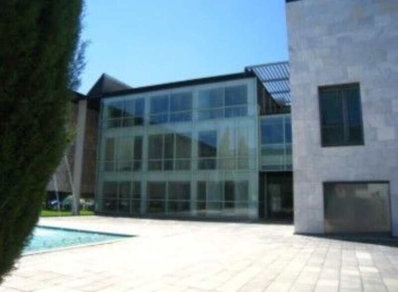 Oficina en SEVILLA en alquiler - Foto del edificio - Imagen 3 de 8