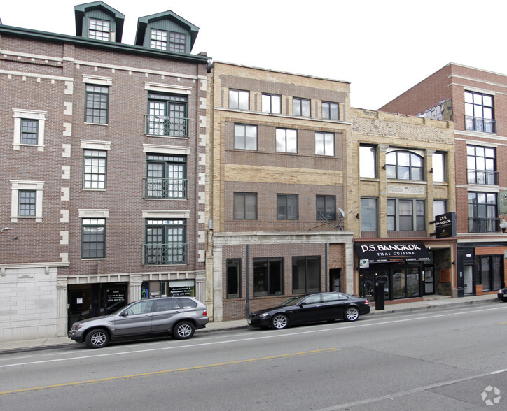 3347 N Clark St, Chicago, IL en venta - Foto principal - Imagen 1 de 17