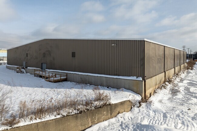 Más detalles de 3710 S California Ave, Chicago, IL - Nave en alquiler