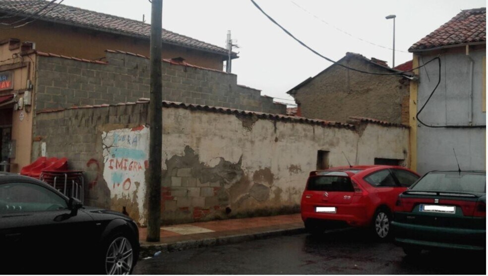 Terreno en León en venta - Foto del edificio - Imagen 2 de 4