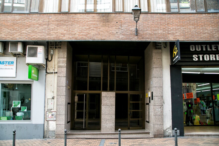 Calle del Sol, 32, Talavera de la Reina, Toledo en venta - Foto del edificio - Imagen 3 de 14