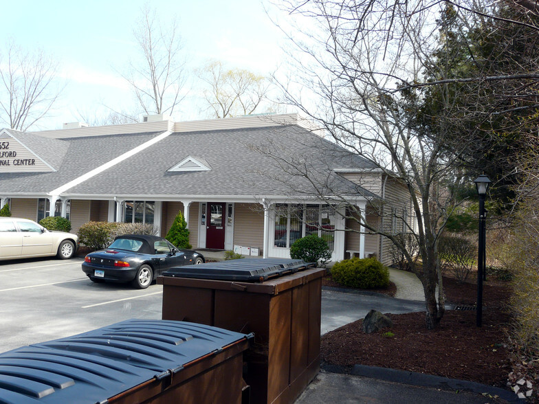 652 Boston Post Rd, Guilford, CT en venta - Foto del edificio - Imagen 3 de 5