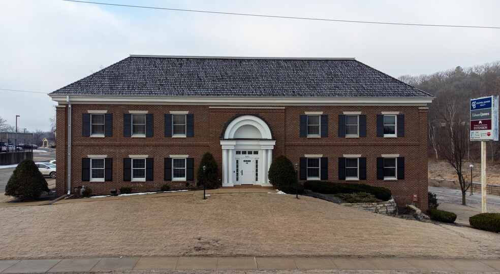 140 Elton Hills Ln NW, Rochester, MN en alquiler - Foto del edificio - Imagen 1 de 8