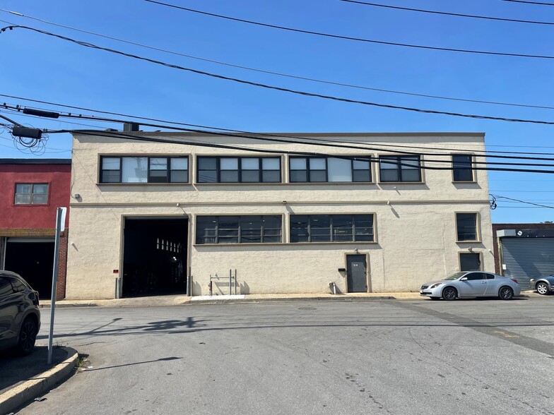 4232 Industrial Pl, Island Park, NY en alquiler - Foto principal - Imagen 1 de 1