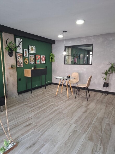 Local en Cáceres, Cáceres en alquiler - Foto del edificio - Imagen 1 de 3