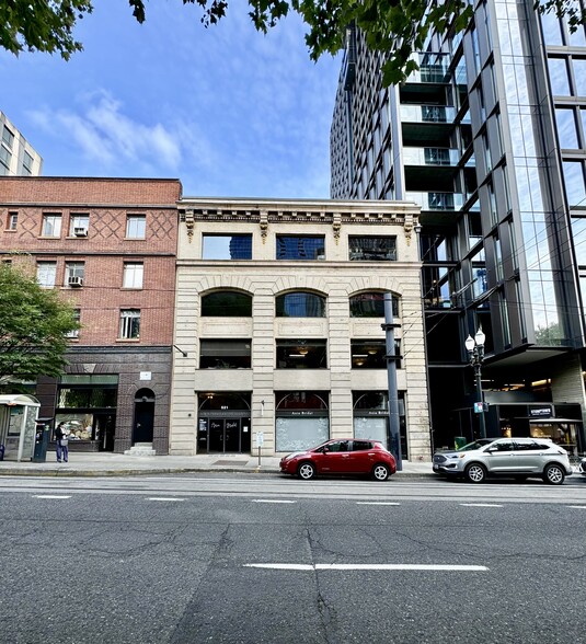 521 SW 11th, Portland, OR en alquiler - Foto del edificio - Imagen 2 de 35