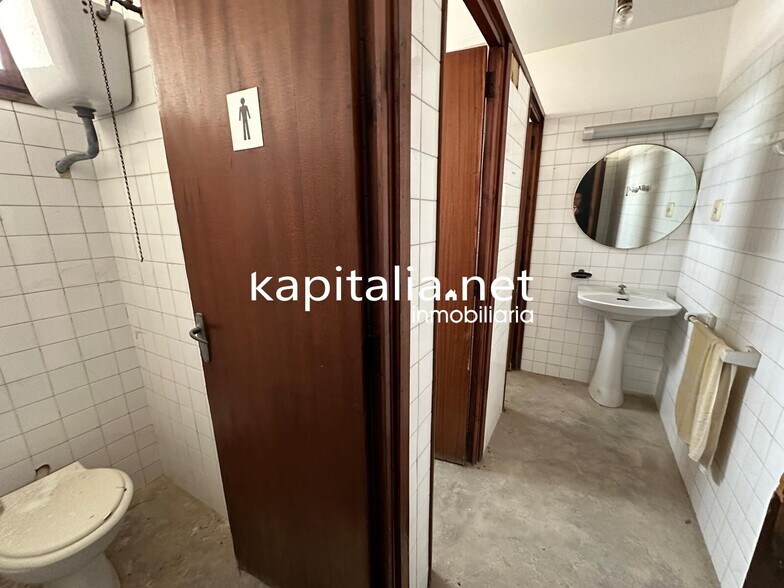 Local en València, Valencia en venta - Foto del edificio - Imagen 3 de 19