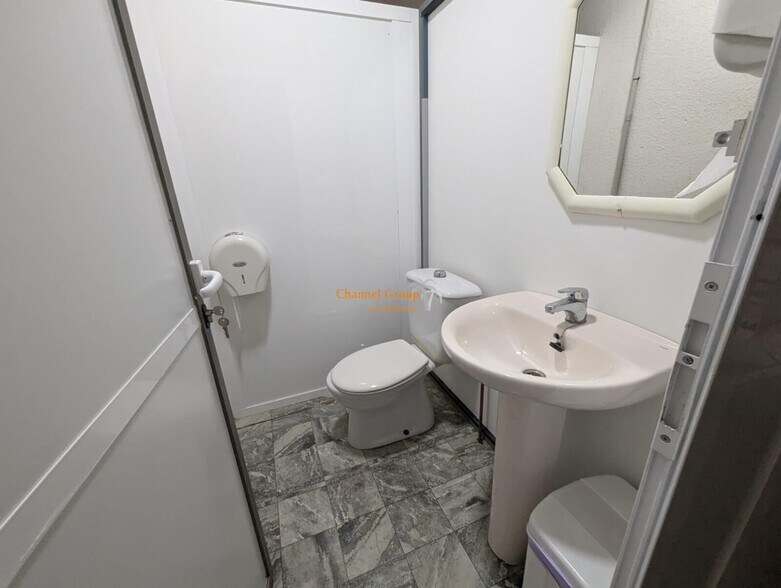 Carrer Javier Carratala, 12, Alicante, Alicante en venta - Foto del edificio - Imagen 3 de 9