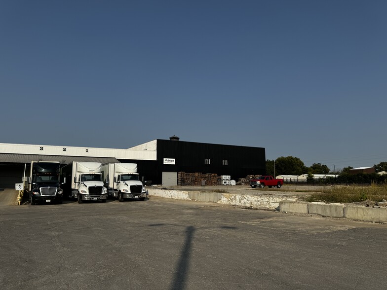 Logan Industrial Park cartera de 3 inmuebles en venta en LoopNet.es - Foto del edificio - Imagen 2 de 43