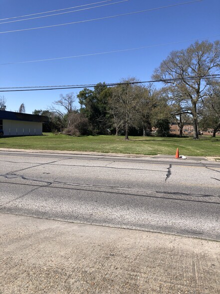 1304 S Gordon St, Alvin, TX en venta - Otros - Imagen 3 de 4