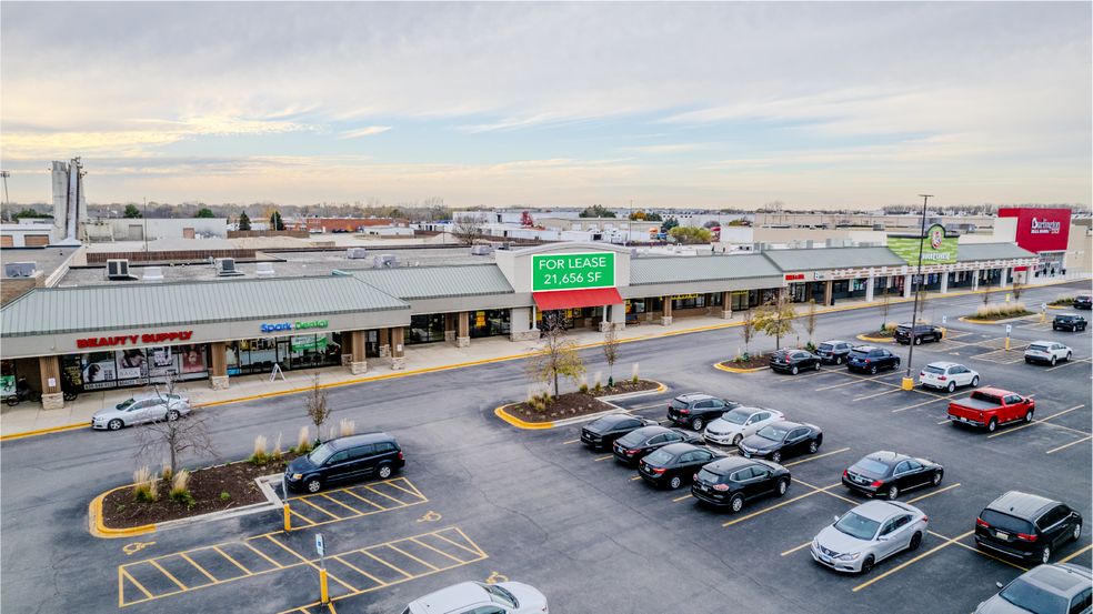 1000-1090 S Barrington Rd, Streamwood, IL en alquiler - Foto del edificio - Imagen 2 de 11