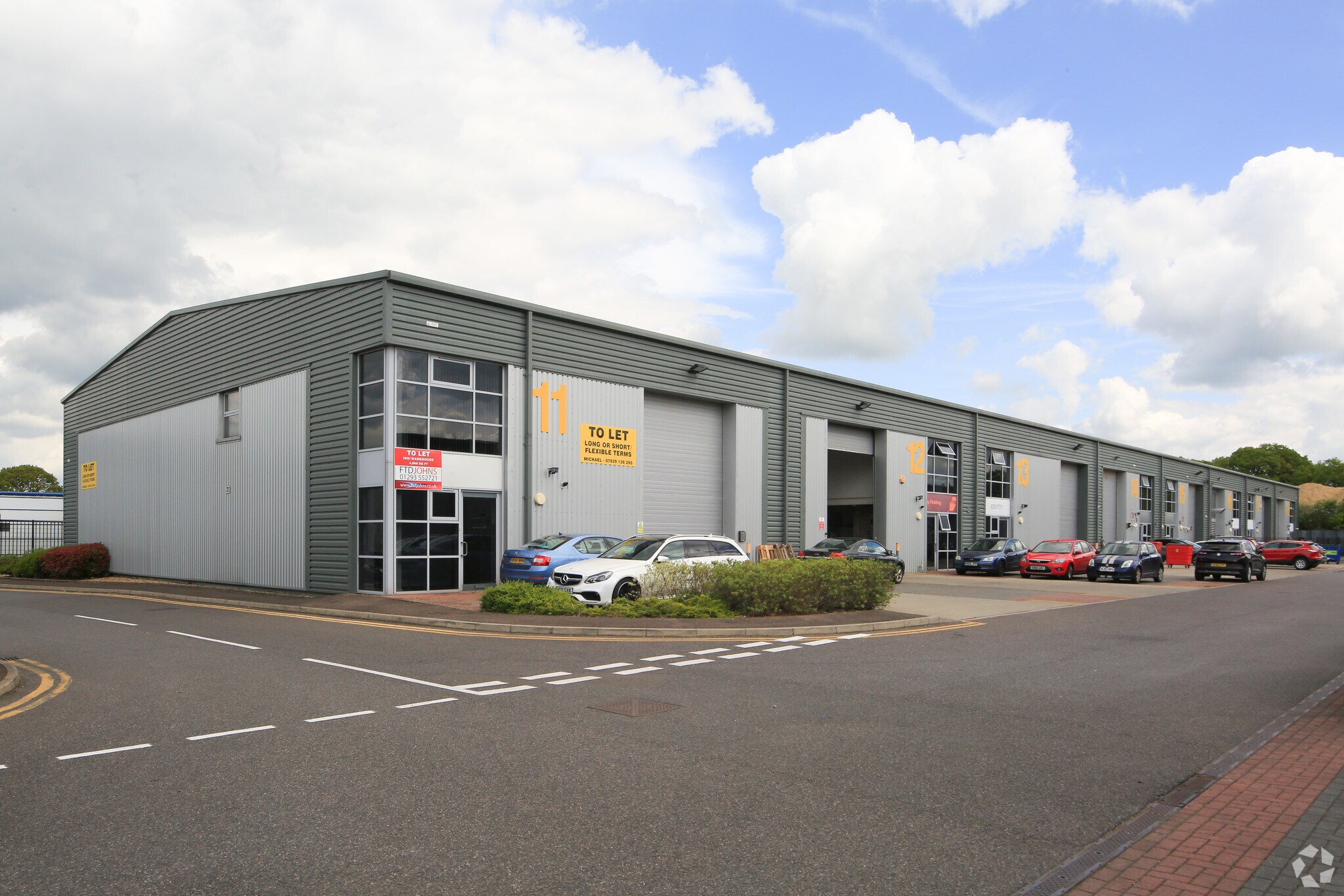 Salbrook Rd, Redhill en alquiler Foto principal- Imagen 1 de 7