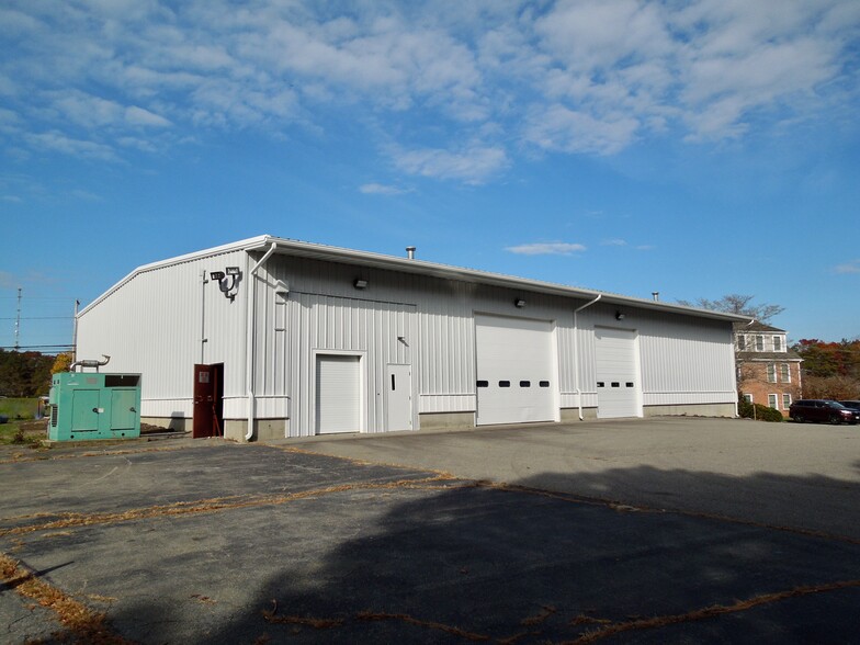 62 Industrial Park Rd, Plymouth, MA en alquiler - Foto del edificio - Imagen 1 de 9