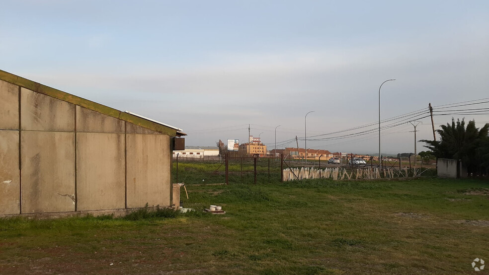 Avenida Doctor Fleming, 52, Yuncos, Toledo en alquiler - Foto del edificio - Imagen 3 de 9