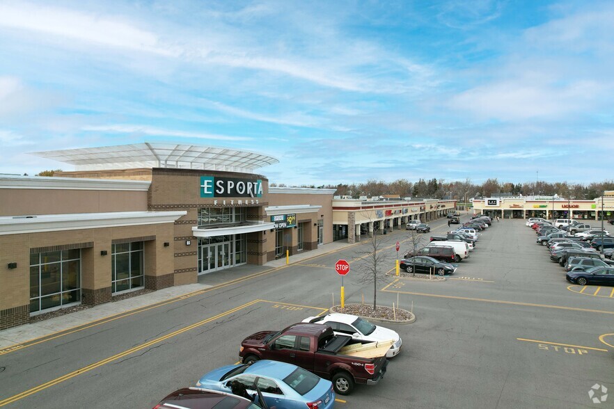 912-1110 Union Rd, West Seneca, NY en alquiler - Foto del edificio - Imagen 3 de 7