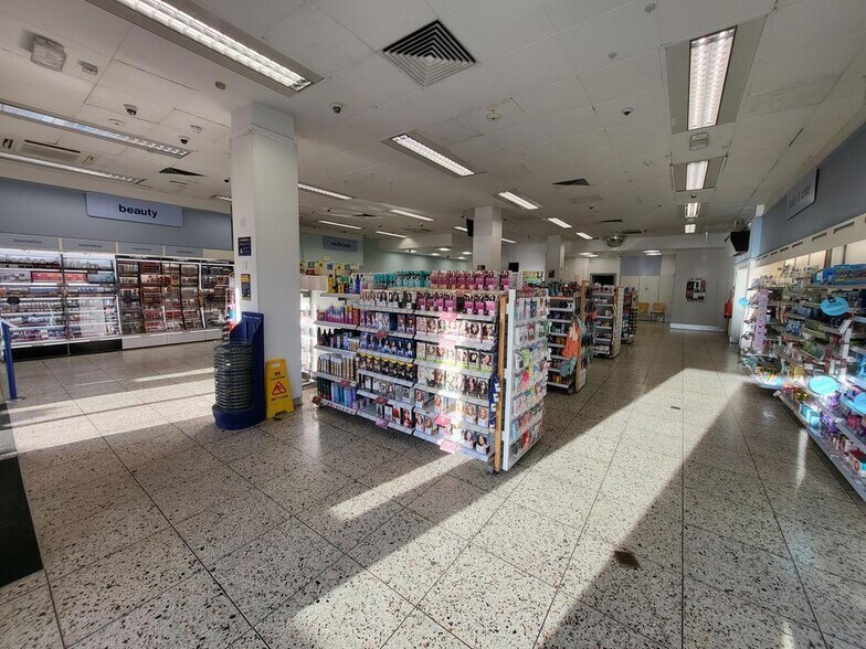 1a-3 Market Pl, Hyde en venta - Foto del edificio - Imagen 2 de 10