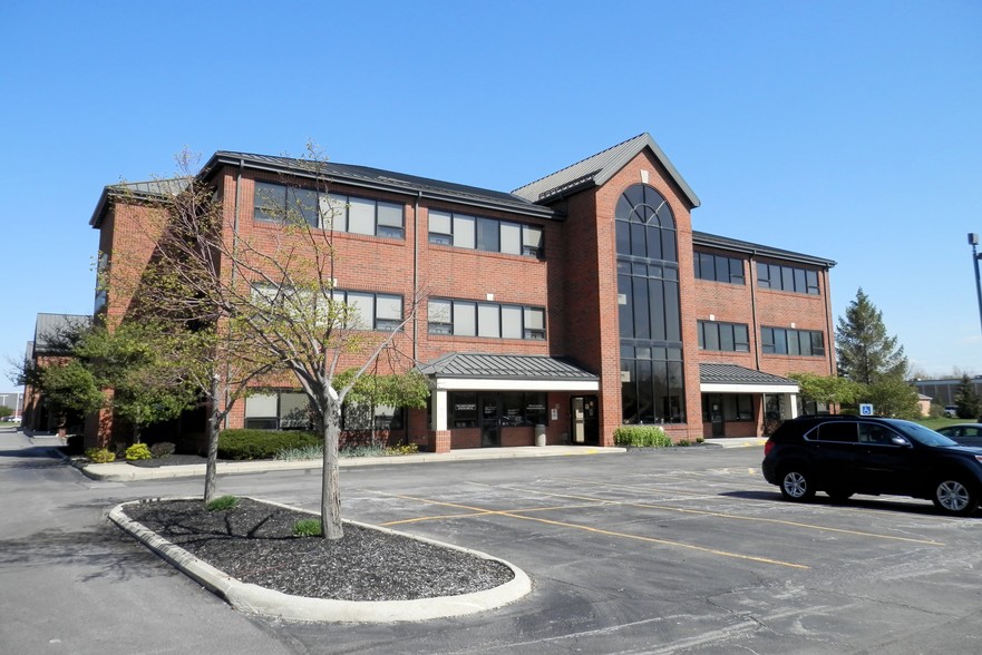 8300 Tyler Blvd, Mentor, OH en alquiler - Foto del edificio - Imagen 1 de 5