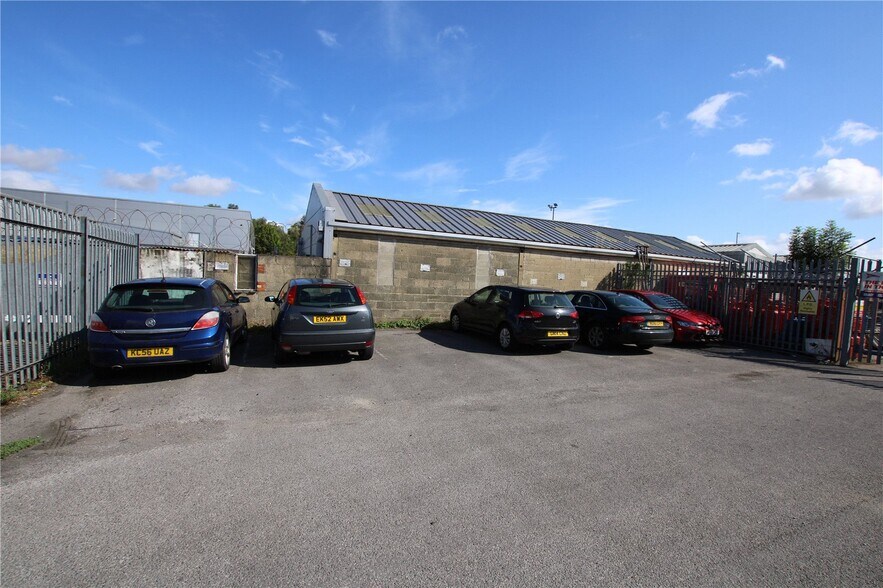 Whittle Rd, Salisbury en venta - Foto del edificio - Imagen 2 de 10