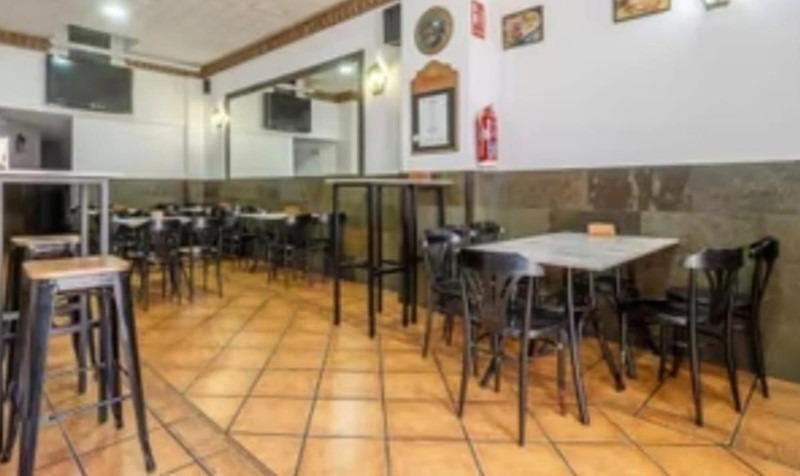 Local en La Zubia, Granada en venta - Foto del edificio - Imagen 2 de 11