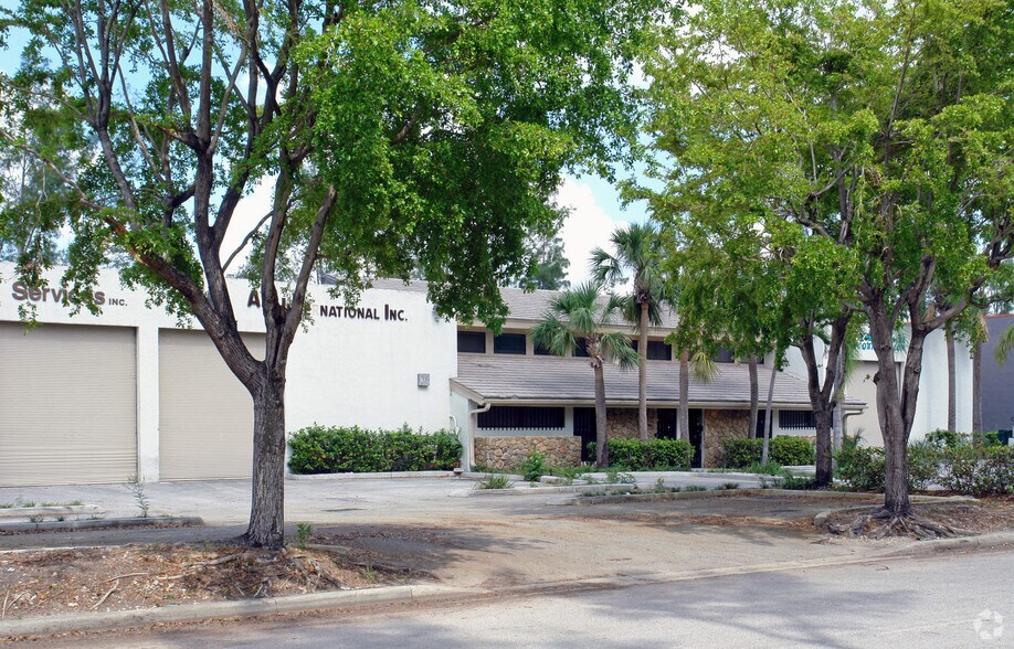 2000-2040 NW 94th Ave, Miami, FL en venta - Foto del edificio - Imagen 2 de 29